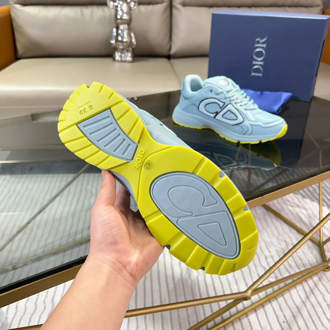 Men's Shoes💰P460💰【DIOR】Dior's new B30 low-top sneakers✅ are carefully made of gray mesh fabric and white technical fabric, decorated with reflective "CD30" graphic logo, and "DIO~B30" and "CD30" logos on the heel and tongue. An extra-light, sculpted rubber sole with signature accents adds style, while internal stretch details create ideal comfort. It can be matched with various casual styles to show a fashionable and modern sports style. Code number: 38-44 (45 can be customized)